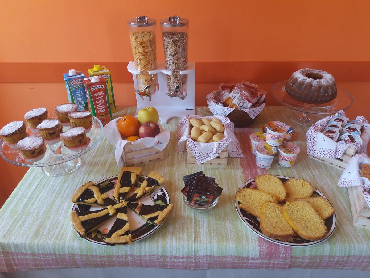 Ostello Ortensi 파르네세 외부 사진